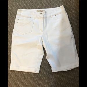 Plus Size Contrast white Denim Shorts